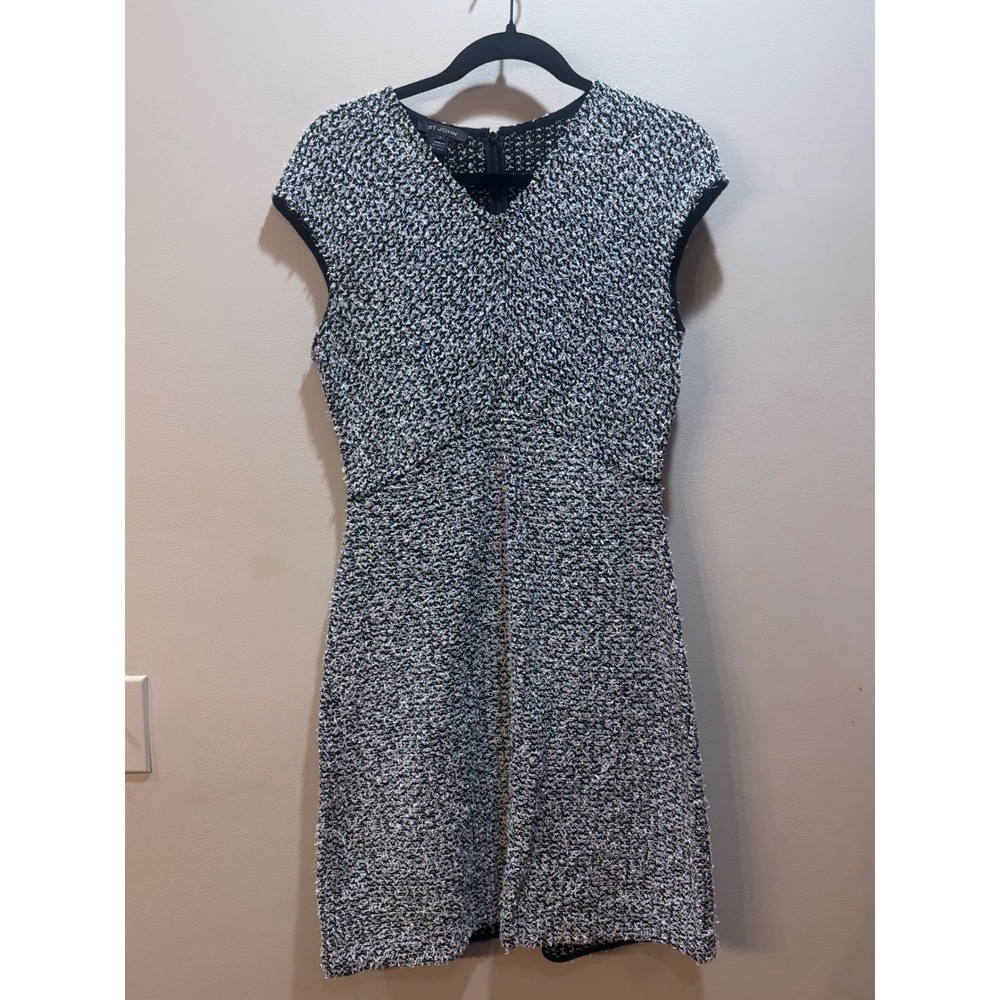 St. John Eyelash Space Dye Black White Green Textured Sheath Dress Size 6